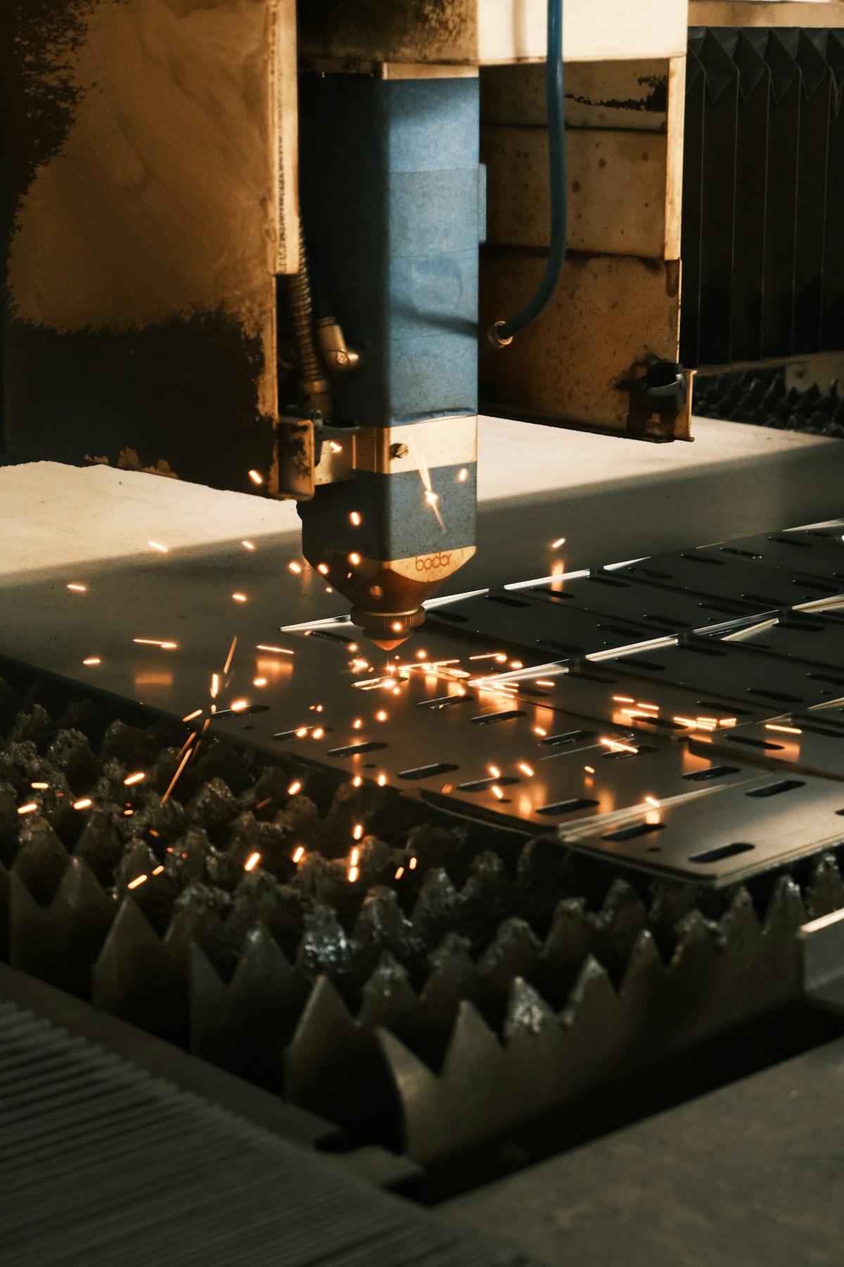 FIG.02 — CUTTING PROCESS